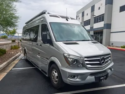 2018 Roadtrek E Trek exterior