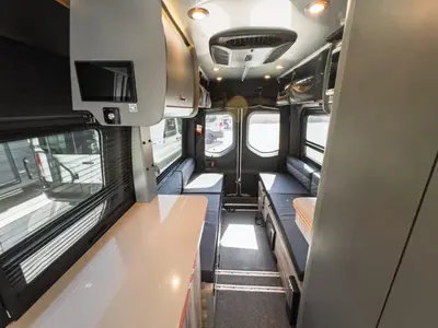 2025 Airstream Interstate photo 6