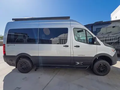 2025 Airstream Interstate photo 17