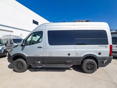 2025 Airstream Interstate photo 19