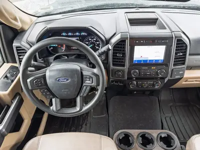 2021 Thor Motor Coach Omni photo 2