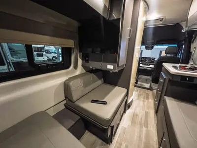 2022 Thor Motor Coach Sanctuary photo 13