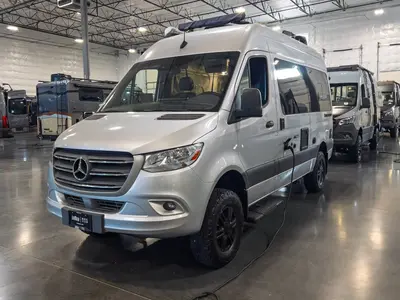 2022 Thor Motor Coach Sanctuary photo 23