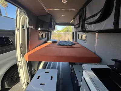 2025 Winnebago Adventure Wagon photo 5