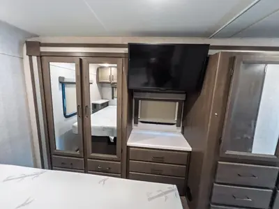 2023 Thor Motor Coach Quantum photo 14