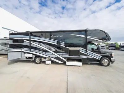 2023 Thor Motor Coach Quantum photo 19