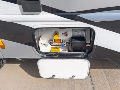 2023 Thor Motor Coach Quantum photo 22