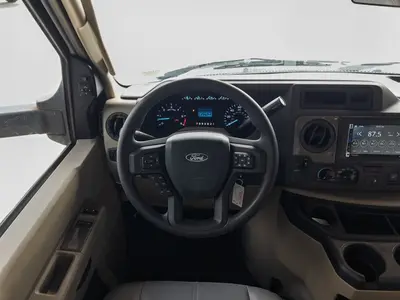 2023 Thor Motor Coach Quantum photo 3