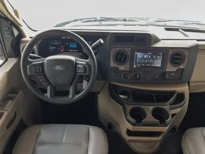 2023 Thor Motor Coach Quantum photo 2