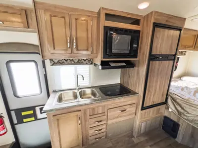 2019 Jayco Redhawk SE photo 10