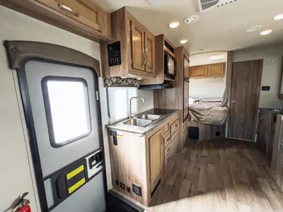 2019 Jayco Redhawk SE photo 9