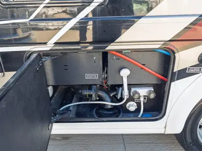 2022 Thor Motor Coach Magnitude photo 29