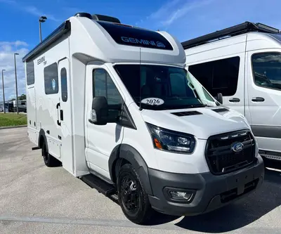 2026 Thor Motor Coach Gemini Trip exterior