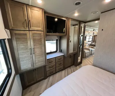 2026 Fleetwood Bounder photo 20