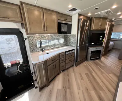 2026 Fleetwood Bounder photo 5