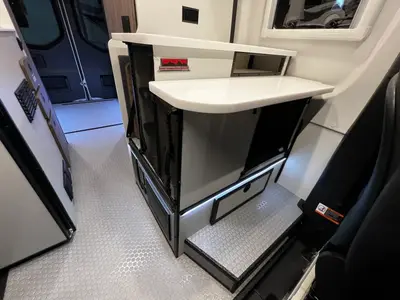 2026 Tiffin Motorhomes GH1 photo 18