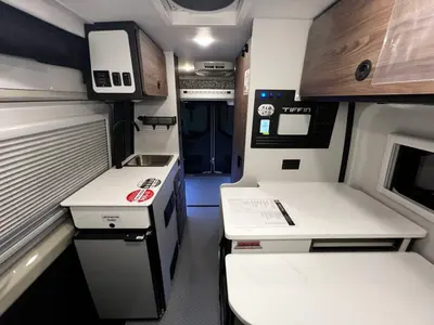 2026 Tiffin Motorhomes GH1 photo 5