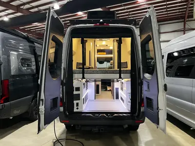 2026 Tiffin Motorhomes GH1 photo 2