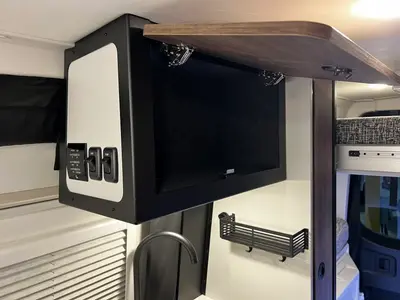 2026 Tiffin Motorhomes GH1 photo 9