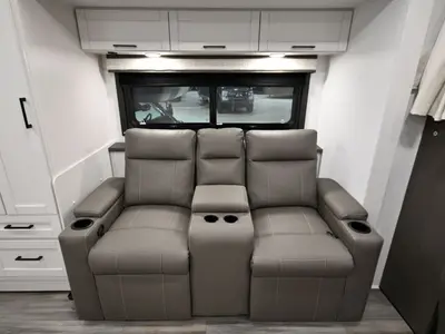2026 Entegra Coach Odyssey photo 17