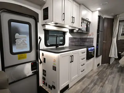 2026 Entegra Coach Odyssey photo 8