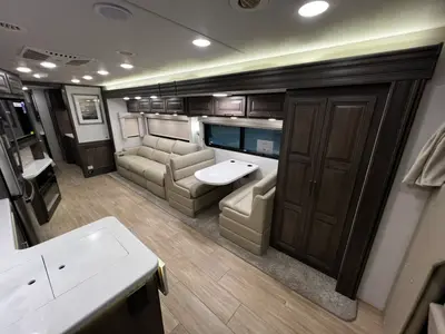 2026 Jayco Seneca Prestige photo 16