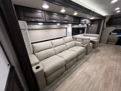 2026 Jayco Seneca Prestige photo 20