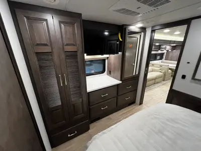 2026 Jayco Seneca Prestige photo 23