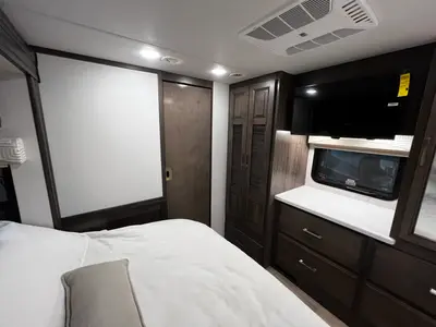 2026 Jayco Seneca Prestige photo 27