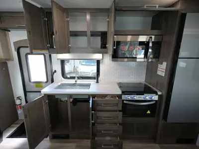 2026 Entegra Coach Odyssey photo 10