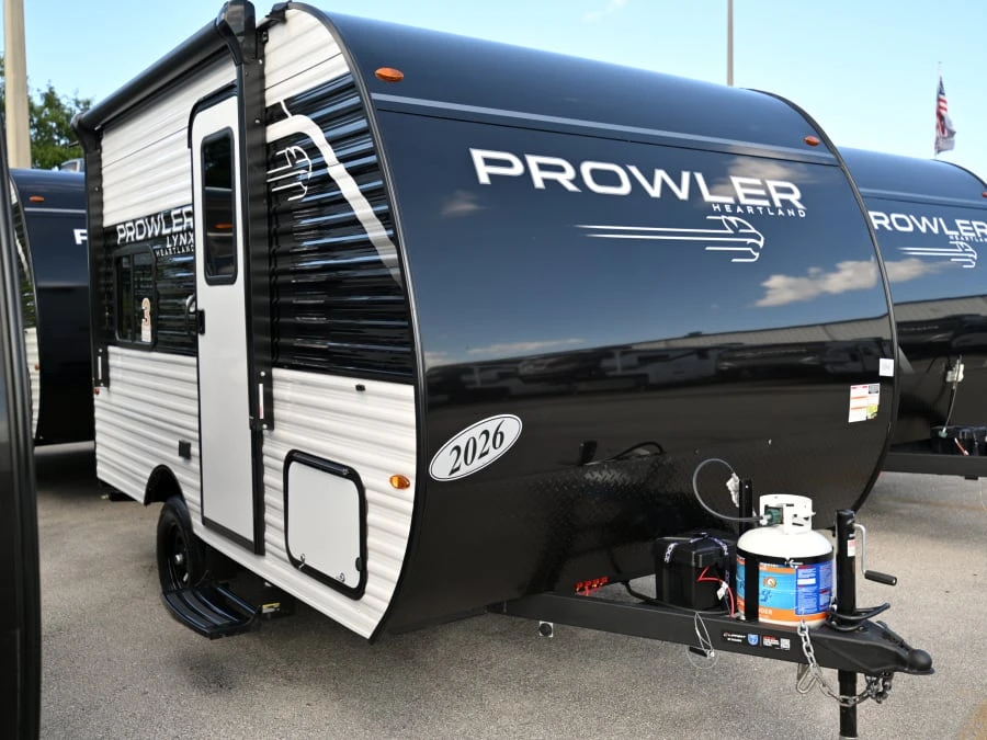 2026 Heartland Prowler Lynx exterior