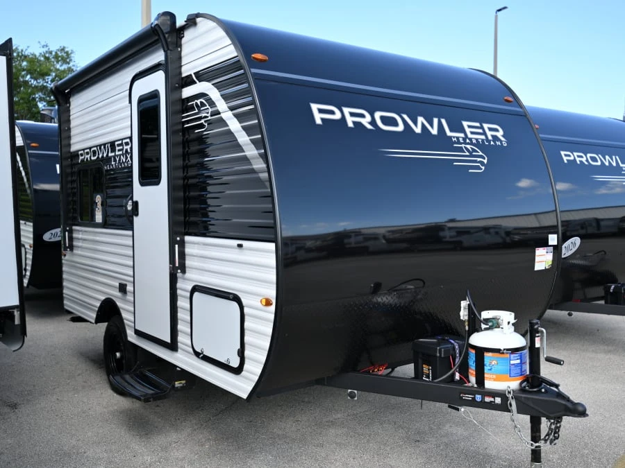 2026 Heartland Prowler Lynx exterior