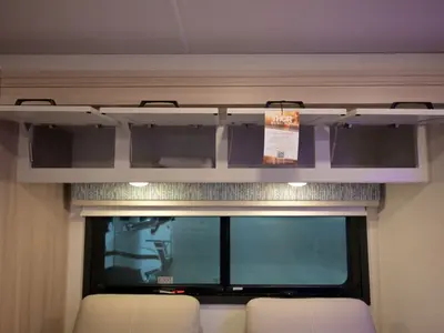 2027 Thor Motor Coach Omni photo 19