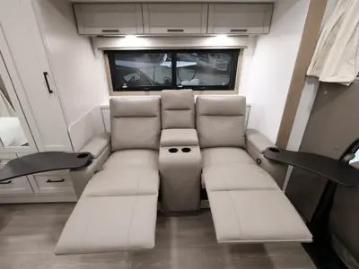 2027 Entegra Coach Odyssey photo 17