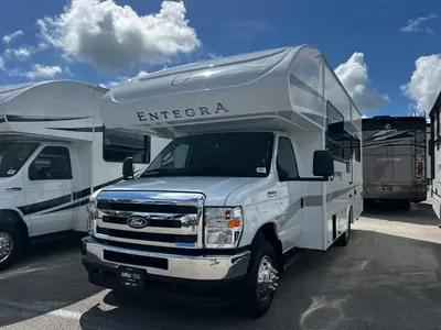 2027 Entegra Coach Odyssey SE photo 30