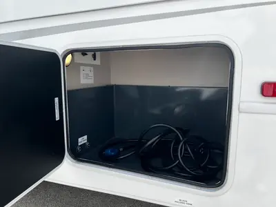 2027 Entegra Coach Odyssey SE photo 28