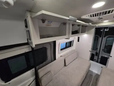 2027 Thor Motor Coach Talavera photo 15