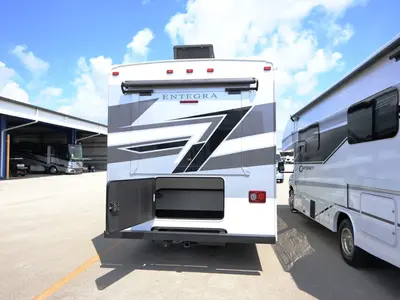 2027 Entegra Coach Odyssey photo 29