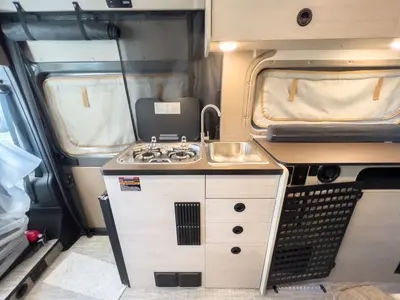 2027 Winnebago Solis Pocket photo 8