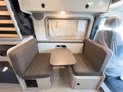 2027 Winnebago Solis Pocket photo 13