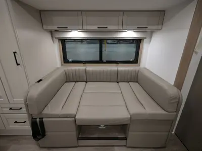 2027 Entegra Coach Odyssey photo 17