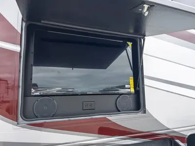 2027 Entegra Coach Vision XL photo 28