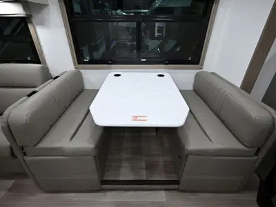 2027 Entegra Coach Odyssey photo 17