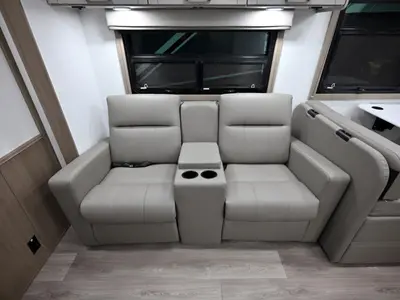 2027 Entegra Coach Odyssey photo 20