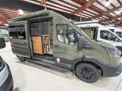 2027 Thor Motor Coach Talavera photo 16