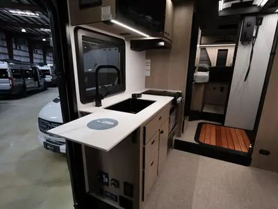 2027 Grand Design Lineage Series M photo 6