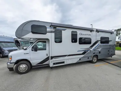 2027 Thor Motor Coach Quantum photo 25
