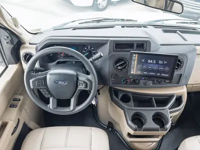 2027 Thor Motor Coach Quantum photo 2