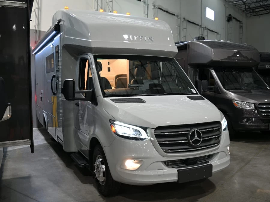 2027 Tiffin Motorhomes Wayfarer exterior