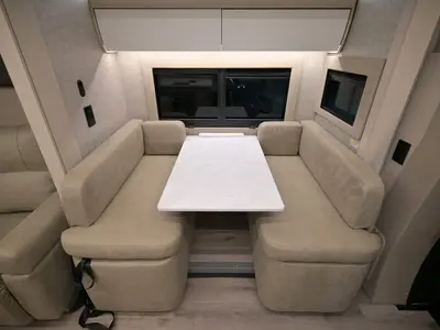 2027 Tiffin Motorhomes Wayfarer photo 17